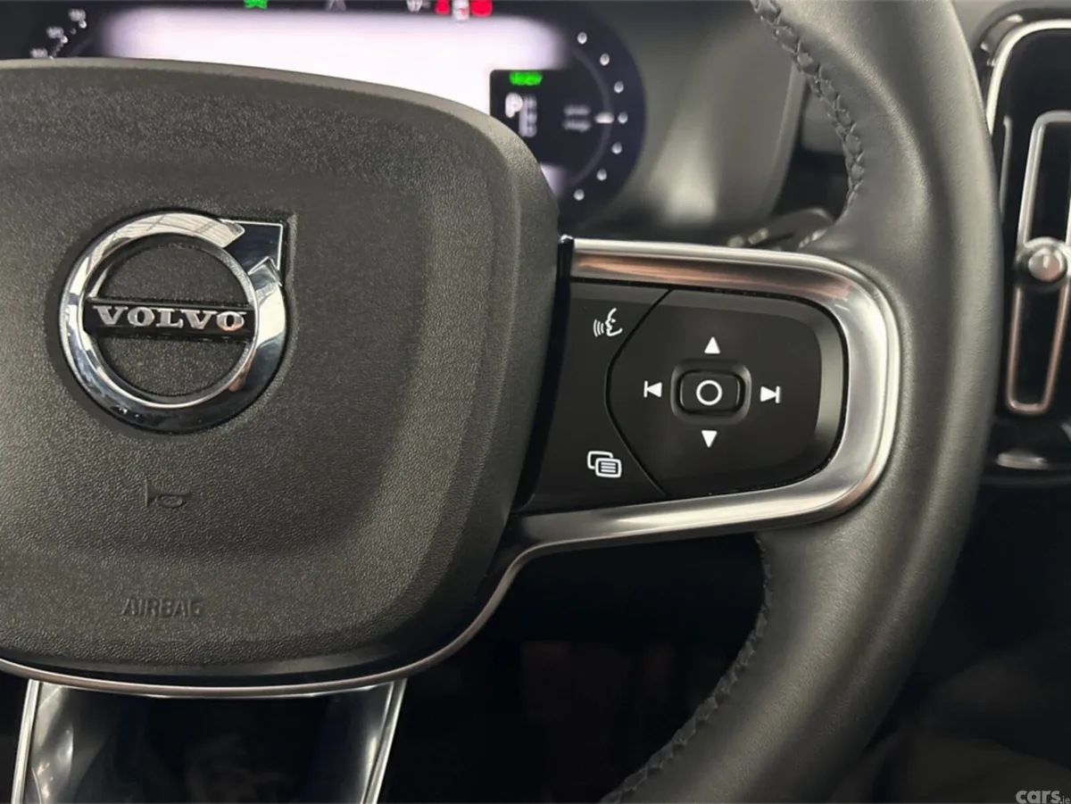 Volvo C40 Estate, Electric, 2023, Black