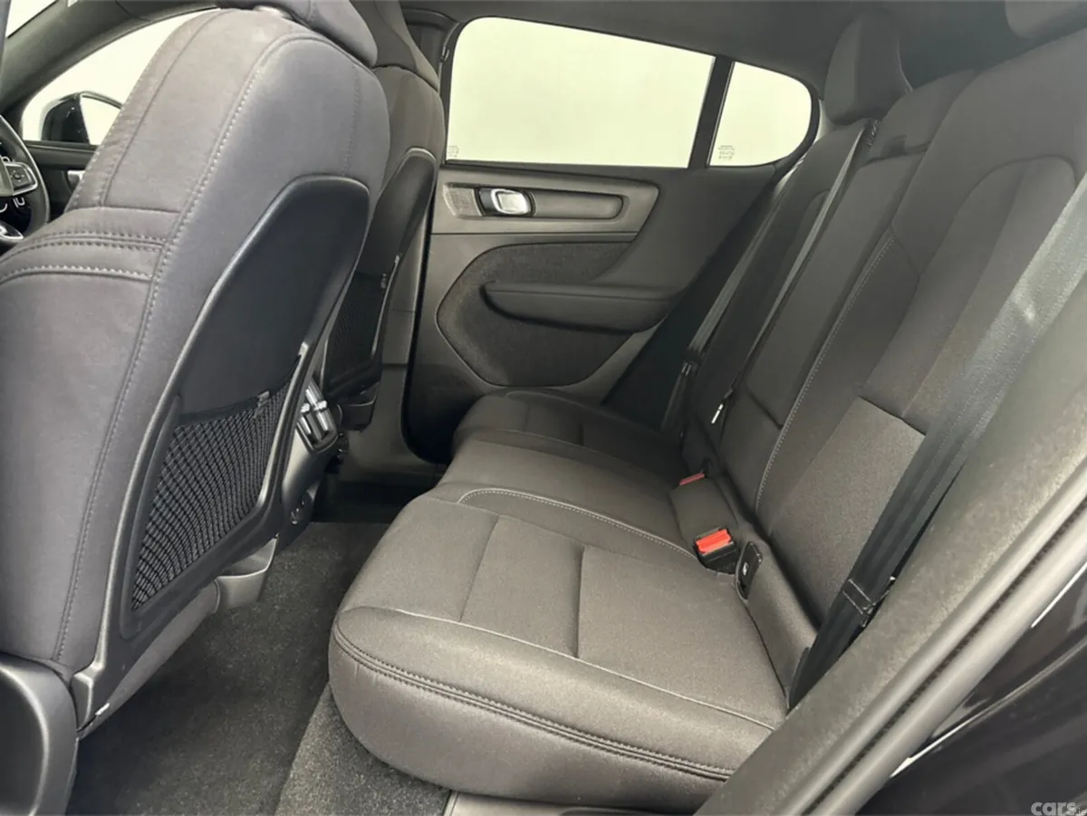 Volvo C40 Estate, Electric, 2023, Black