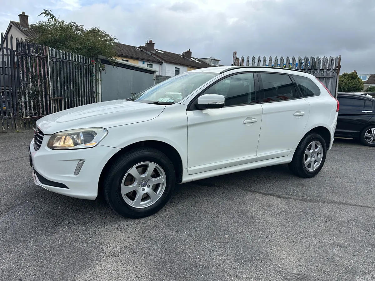 Volvo XC60 SUV, Diesel, 2014, White