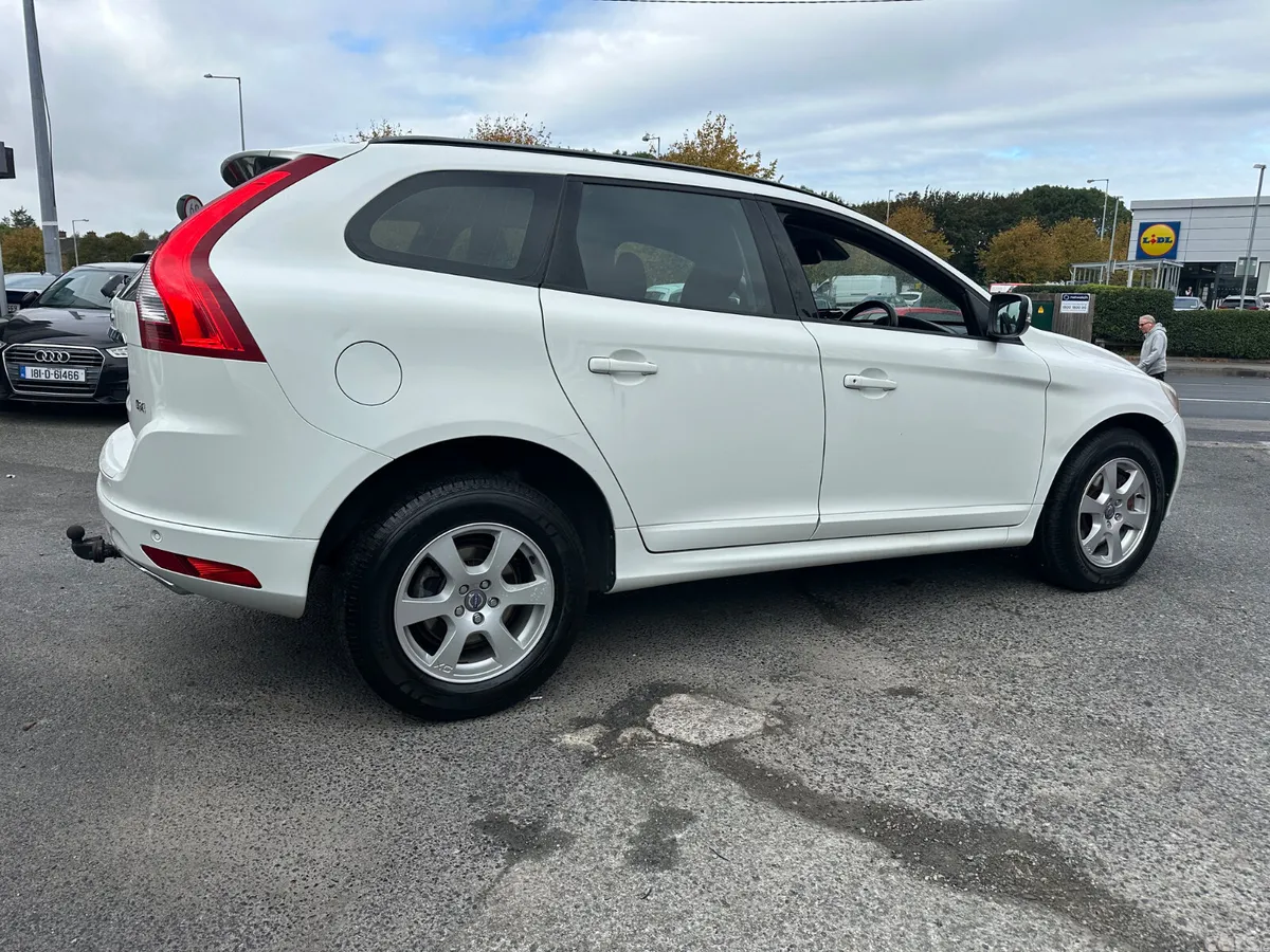 Volvo XC60 SUV, Diesel, 2014, White