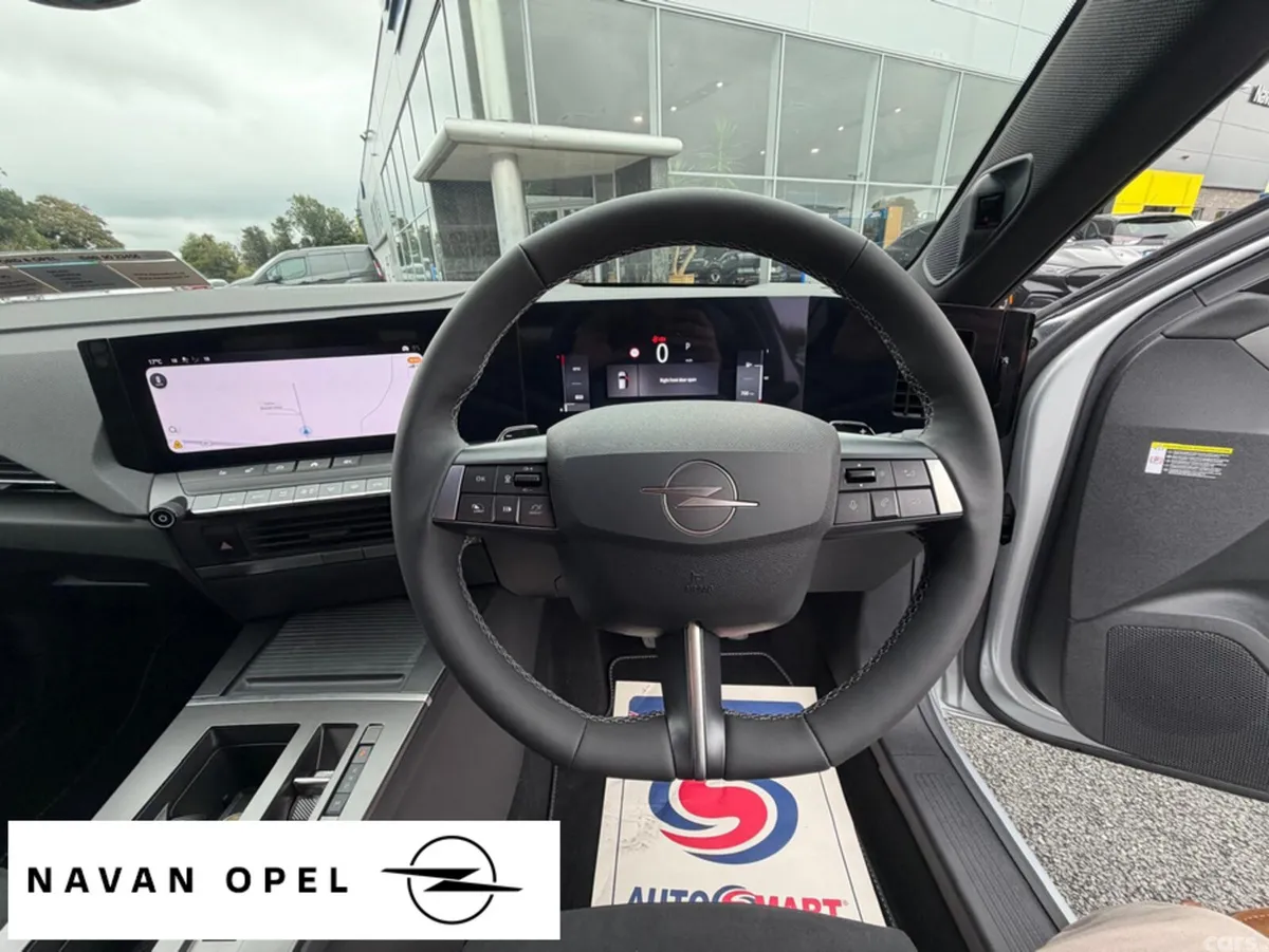 Opel Astra Hatchback, Diesel, 2026, Silver