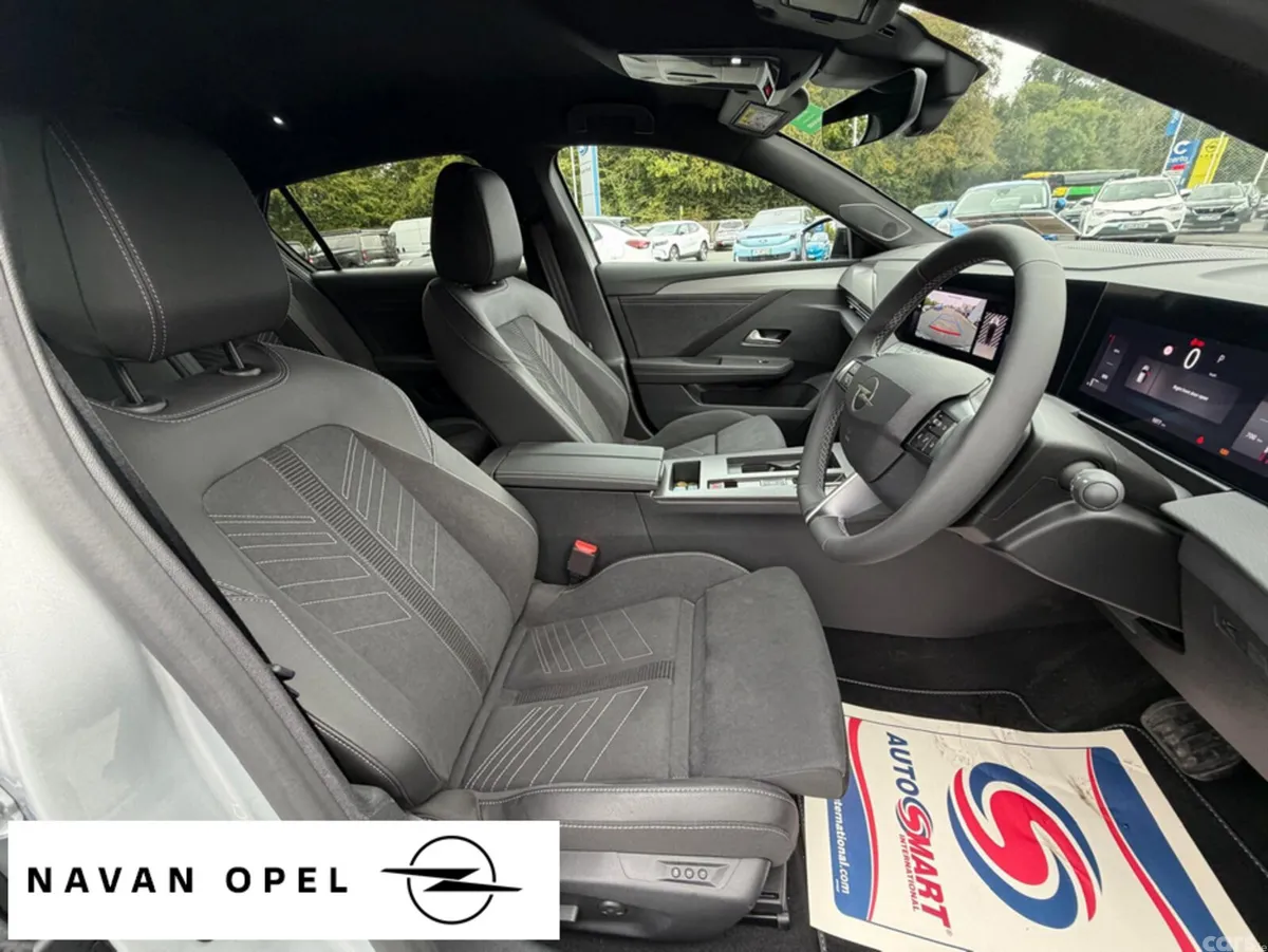 Opel Astra Hatchback, Diesel, 2026, Silver