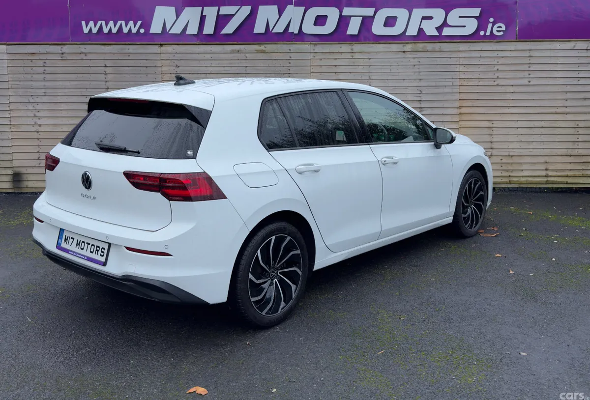 Volkswagen Golf Hatchback, Diesel, 2023, White