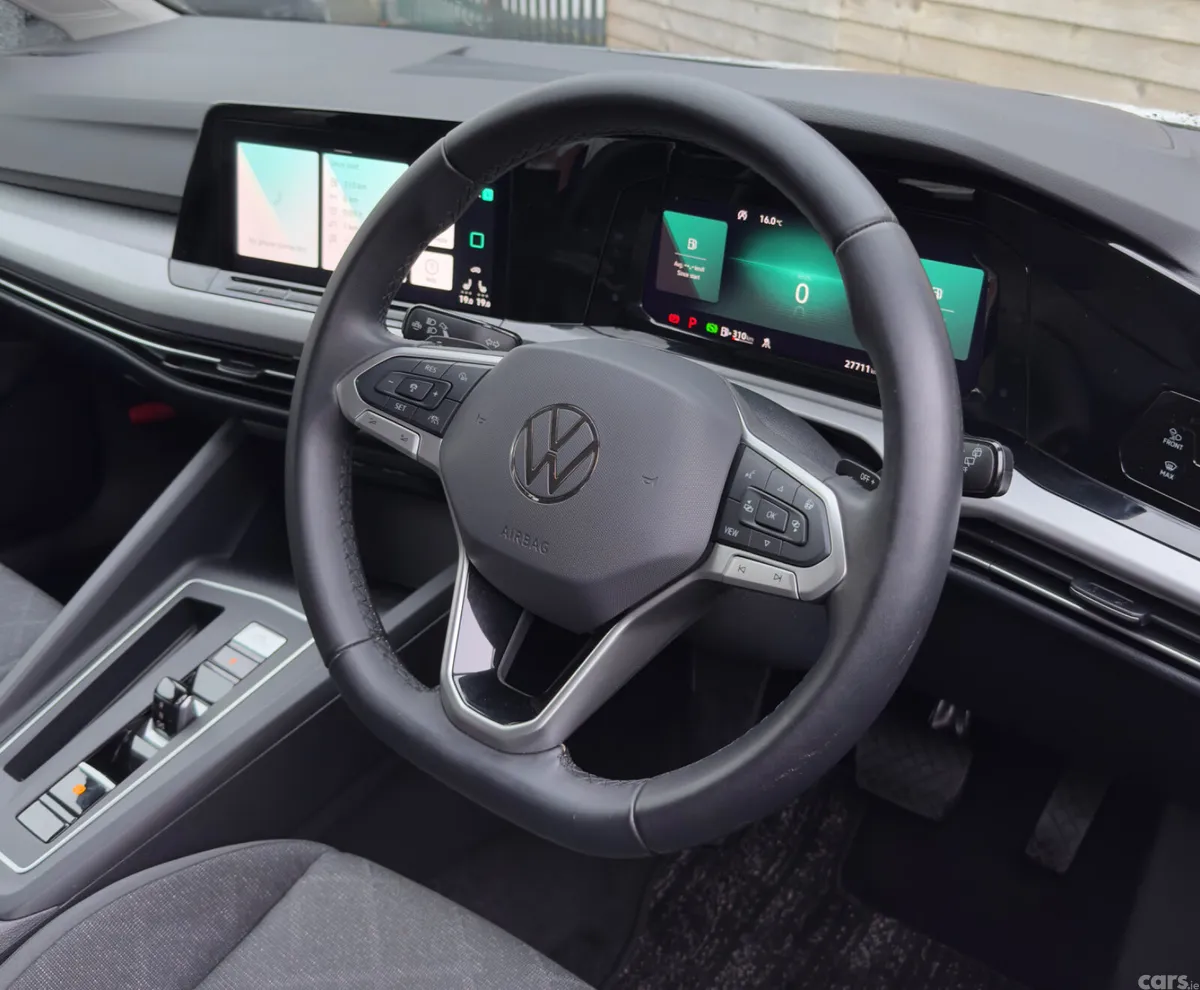 Volkswagen Golf Hatchback, Diesel, 2023, White