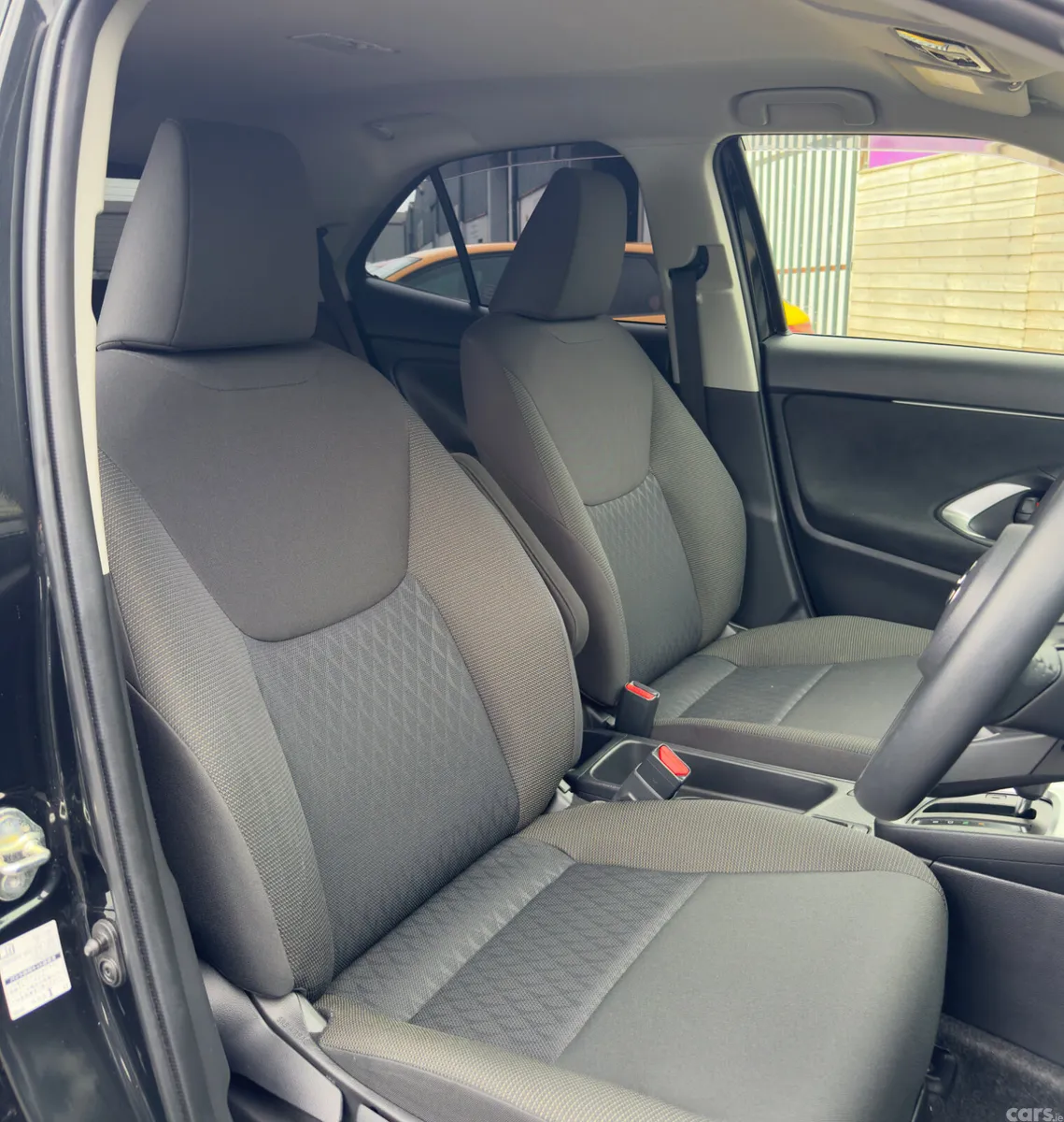 Toyota Yaris Cross SUV, Petrol Hybrid, 2023, Black