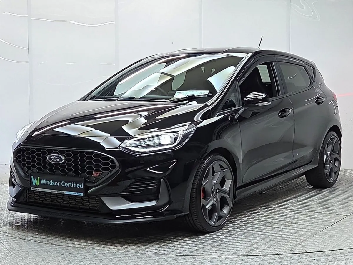 Ford Fiesta Hatchback, Petrol, 2023, Black