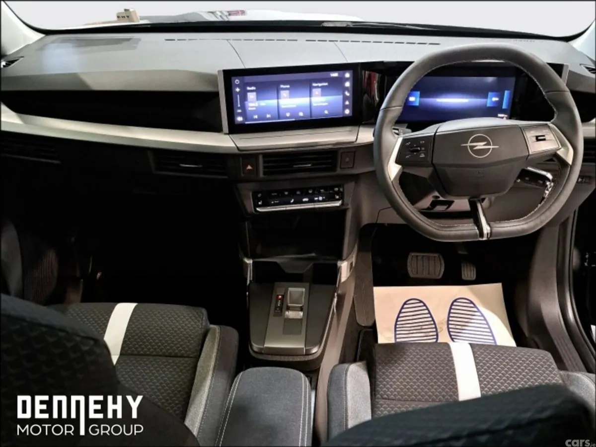 Opel Frontera SUV, Petrol, 2026, Black