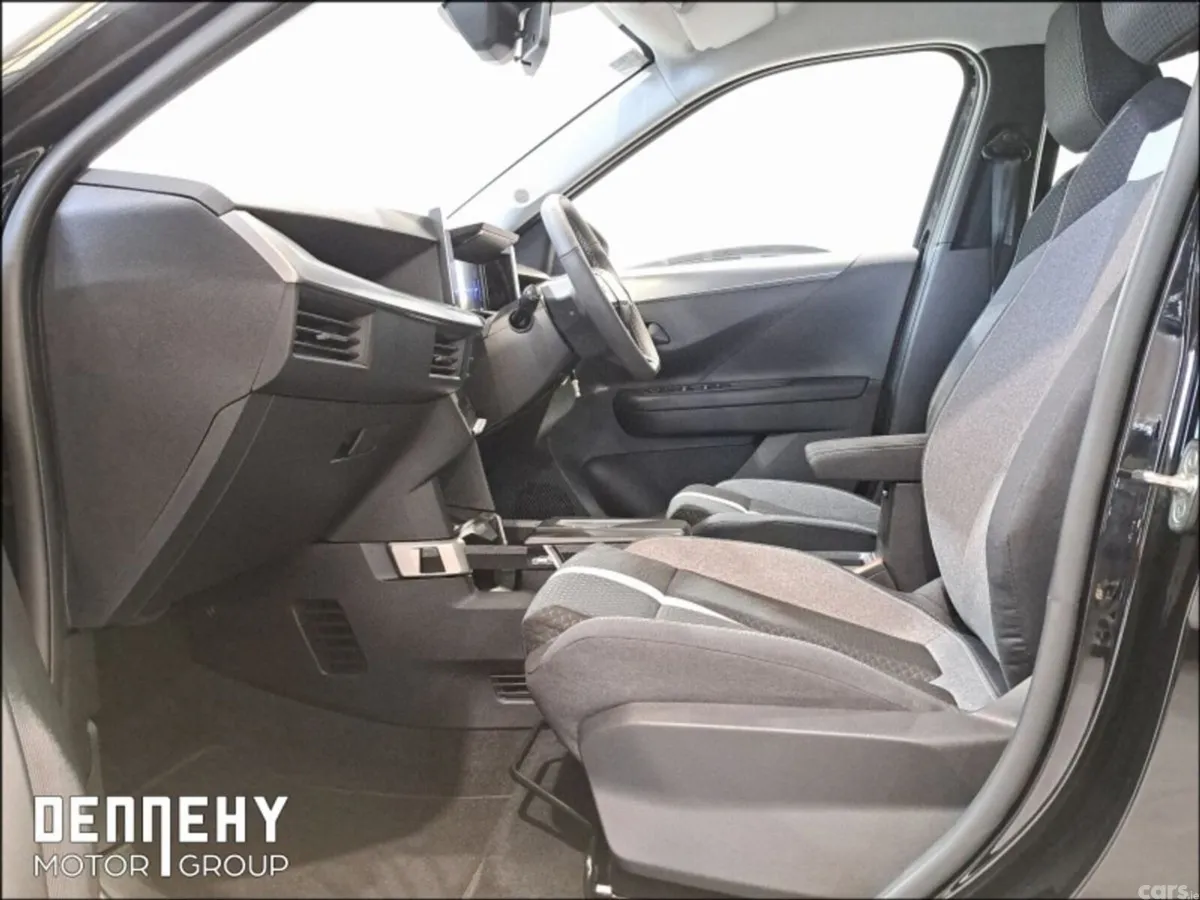 Opel Frontera SUV, Petrol, 2026, Black