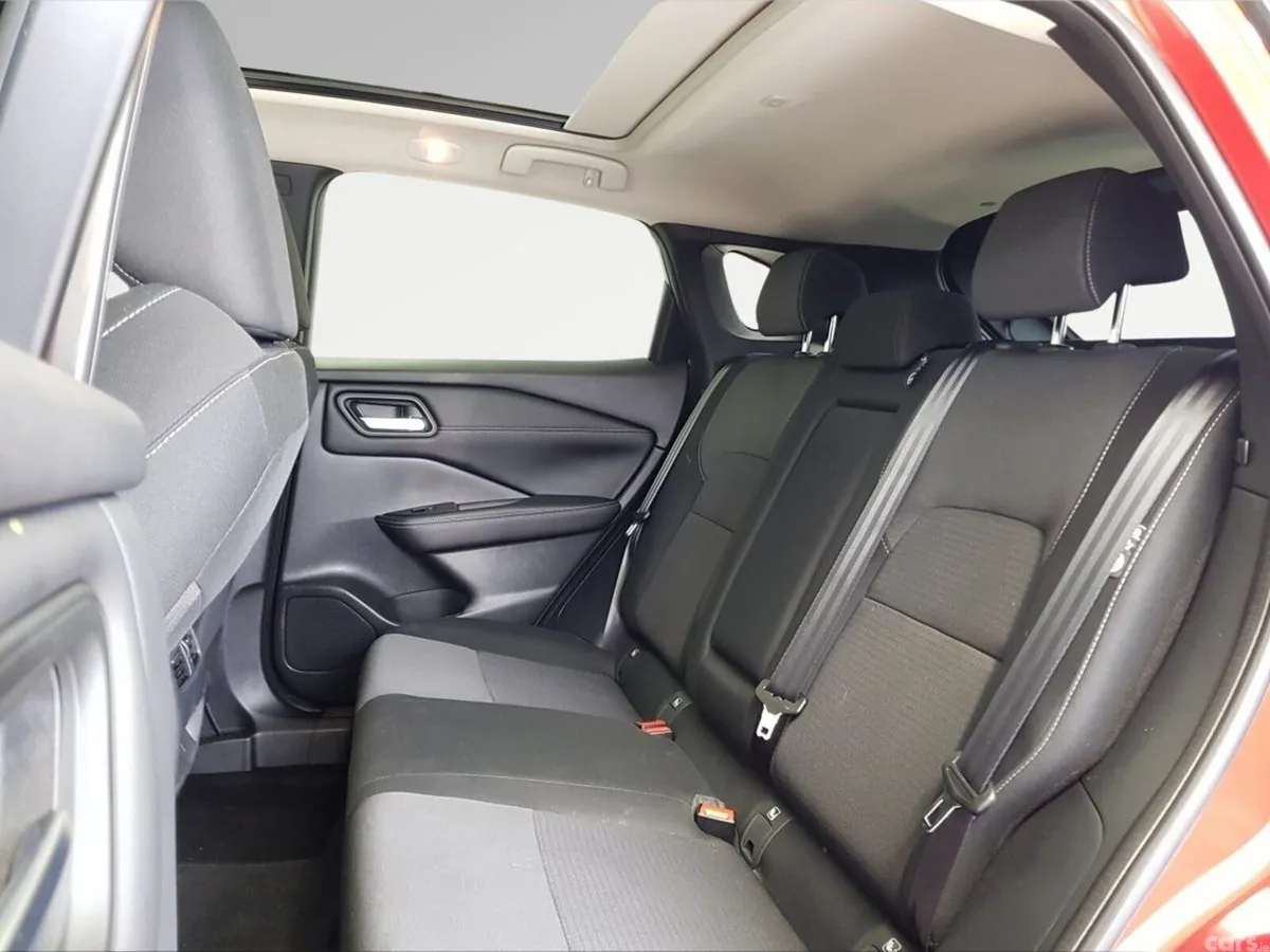 Nissan Qashqai SUV, Petrol, 2023, Red