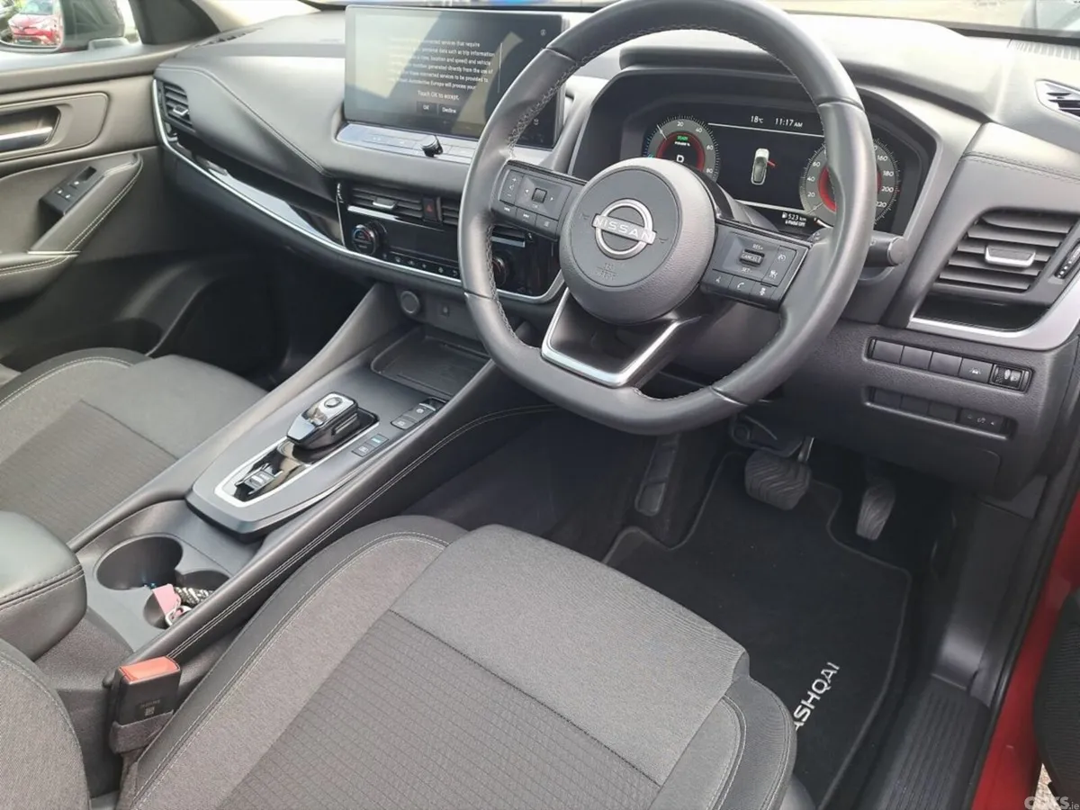Nissan Qashqai SUV, Petrol, 2023, Red