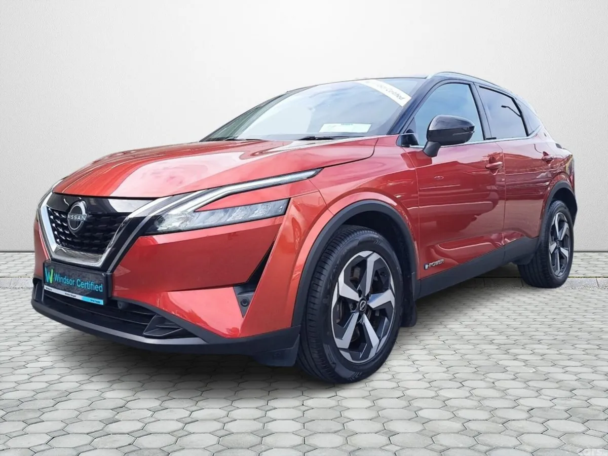 Nissan Qashqai SUV, Petrol, 2023, Red