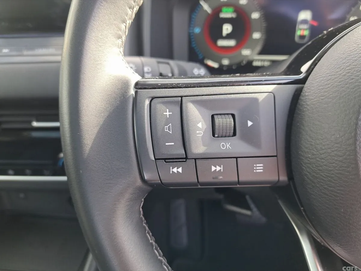 Nissan Qashqai SUV, Petrol, 2023, Red