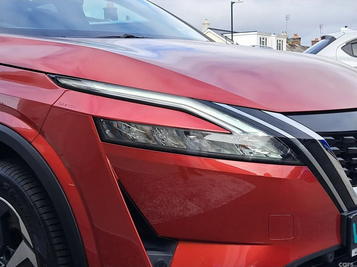 Nissan Qashqai SUV, Petrol, 2023, Red