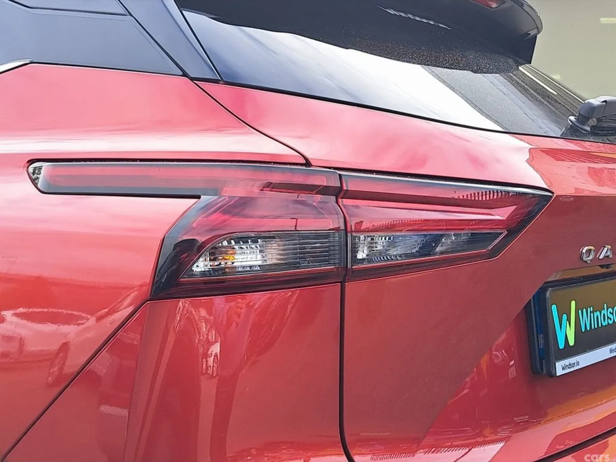 Nissan Qashqai SUV, Petrol, 2023, Red