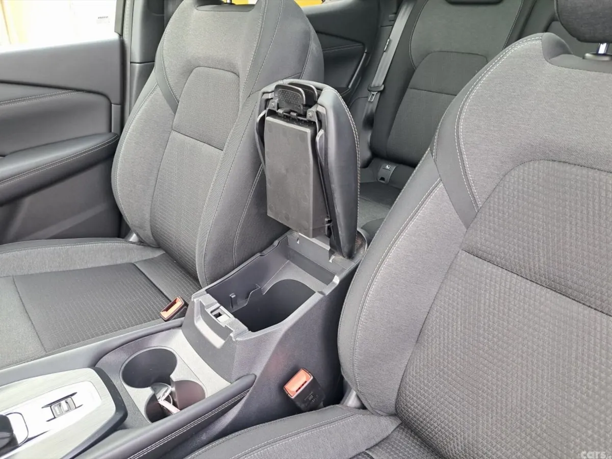 Nissan Qashqai SUV, Petrol, 2023, Red