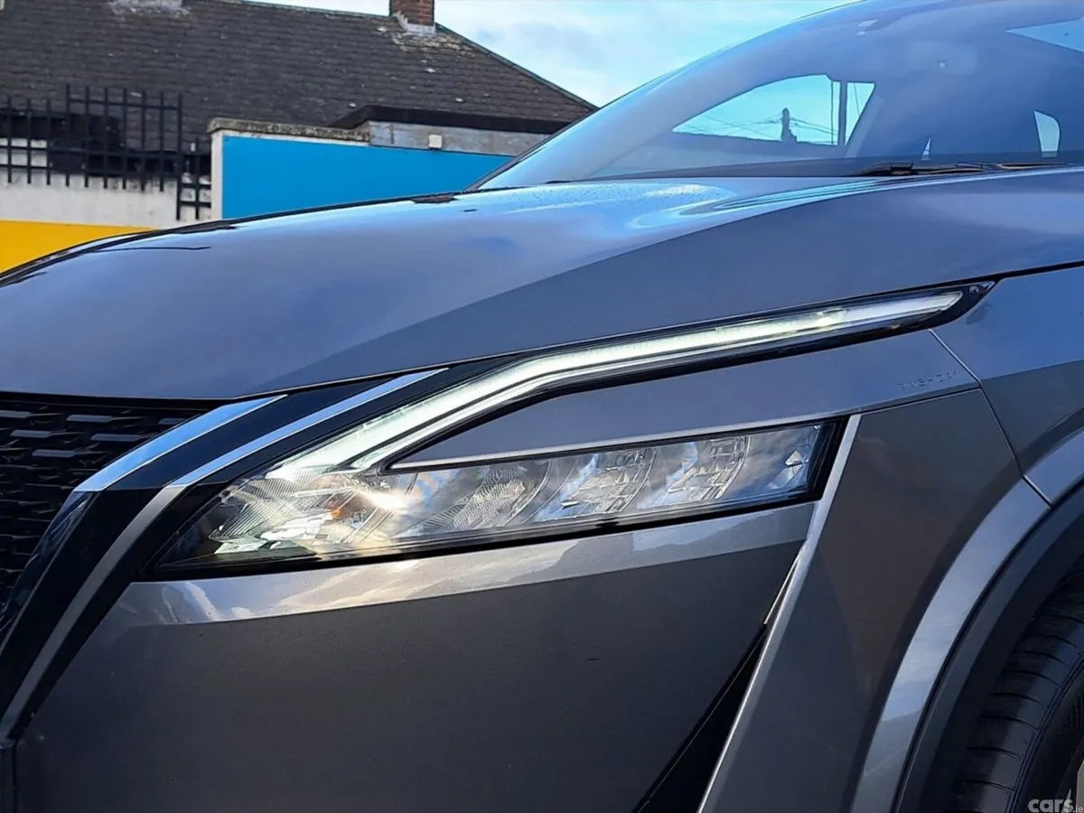 Nissan Qashqai SUV, Petrol, 2021, Grey