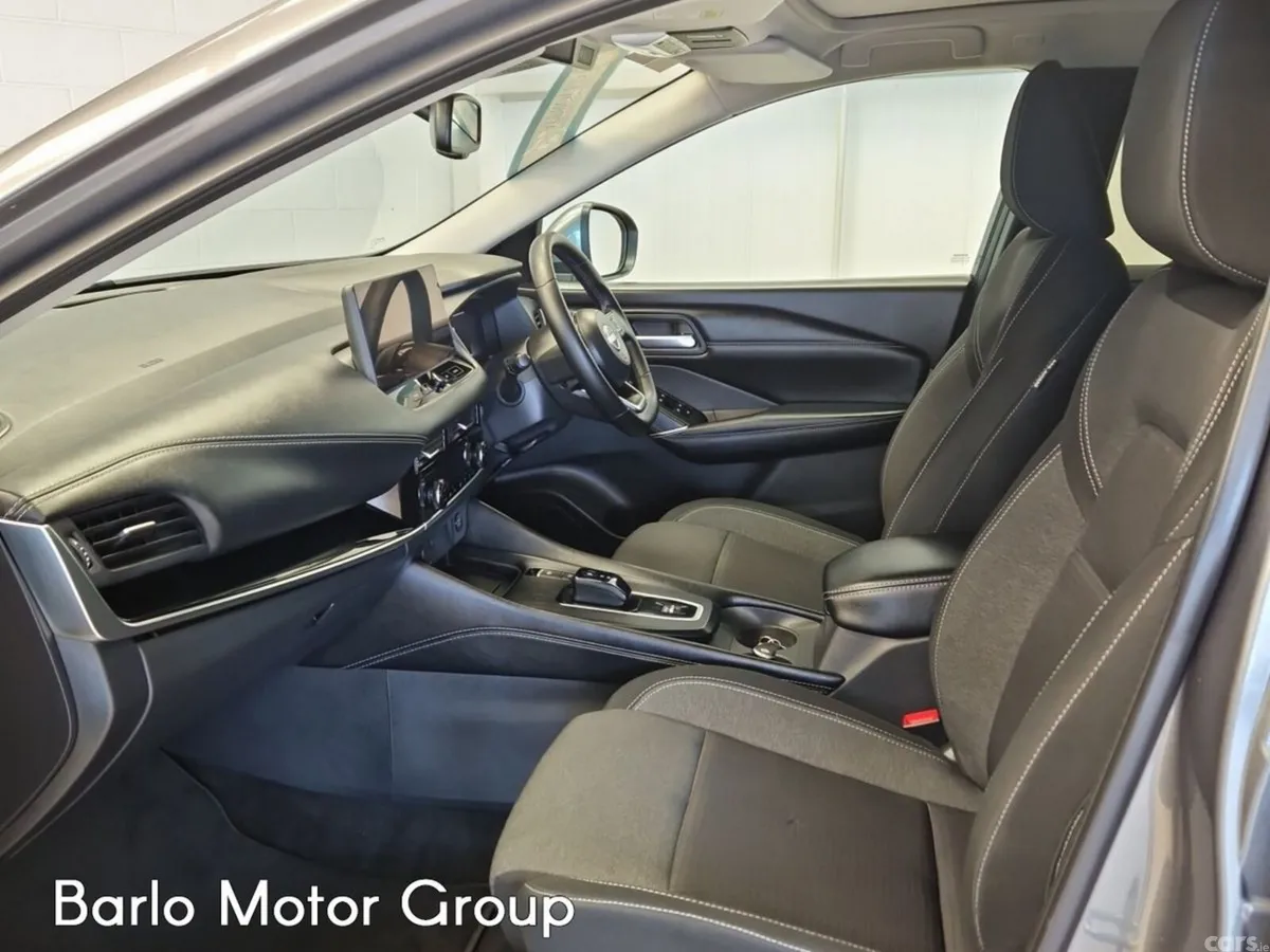 Nissan Qashqai MPV, Petrol, 2024, Grey