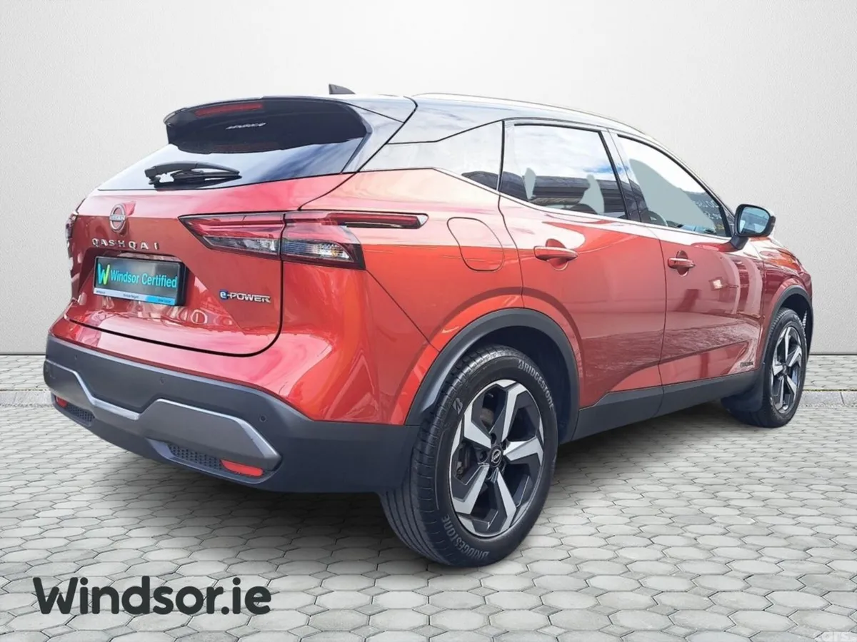 Nissan Qashqai SUV, Petrol, 2023, Red