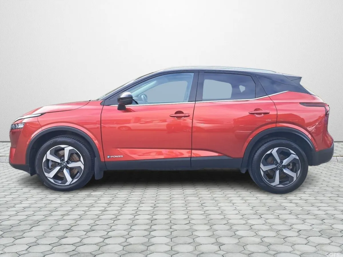 Nissan Qashqai SUV, Petrol, 2023, Red