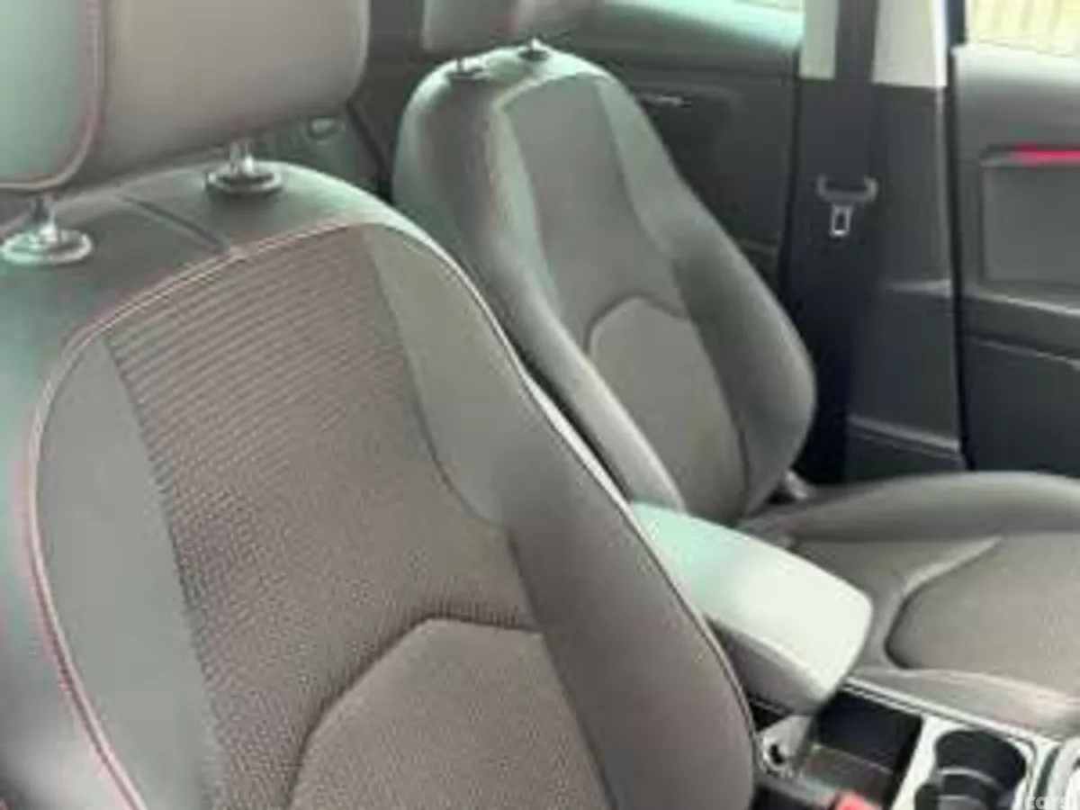SEAT Leon Hatchback, Diesel, 2018, Blue