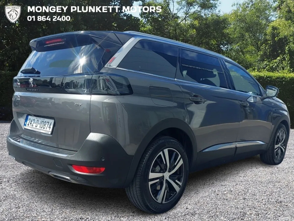 Peugeot 5008 MPV, Petrol Hybrid, 2024, Grey