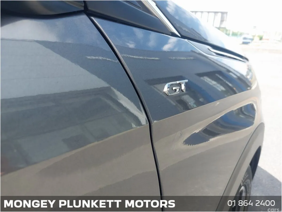 Peugeot 5008 MPV, Petrol Hybrid, 2024, Grey