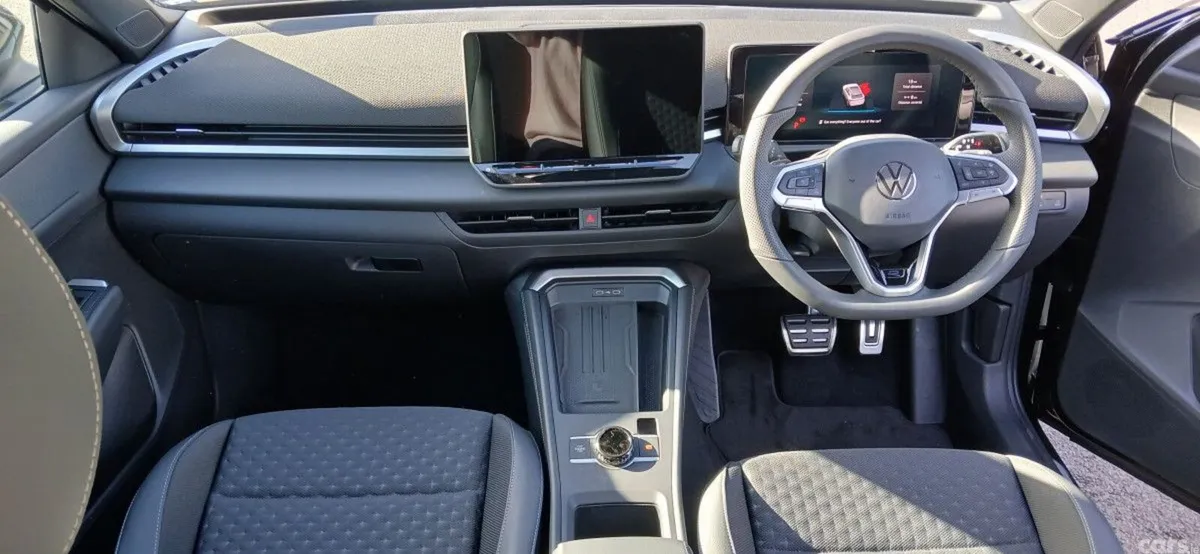 Volkswagen T-Roc Estate, Petrol, 2026, Black