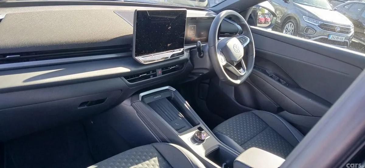 Volkswagen T-Roc Estate, Petrol, 2026, Black