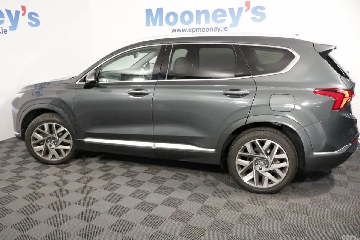 Hyundai Santa Fe SUV, Diesel, 2021, Green