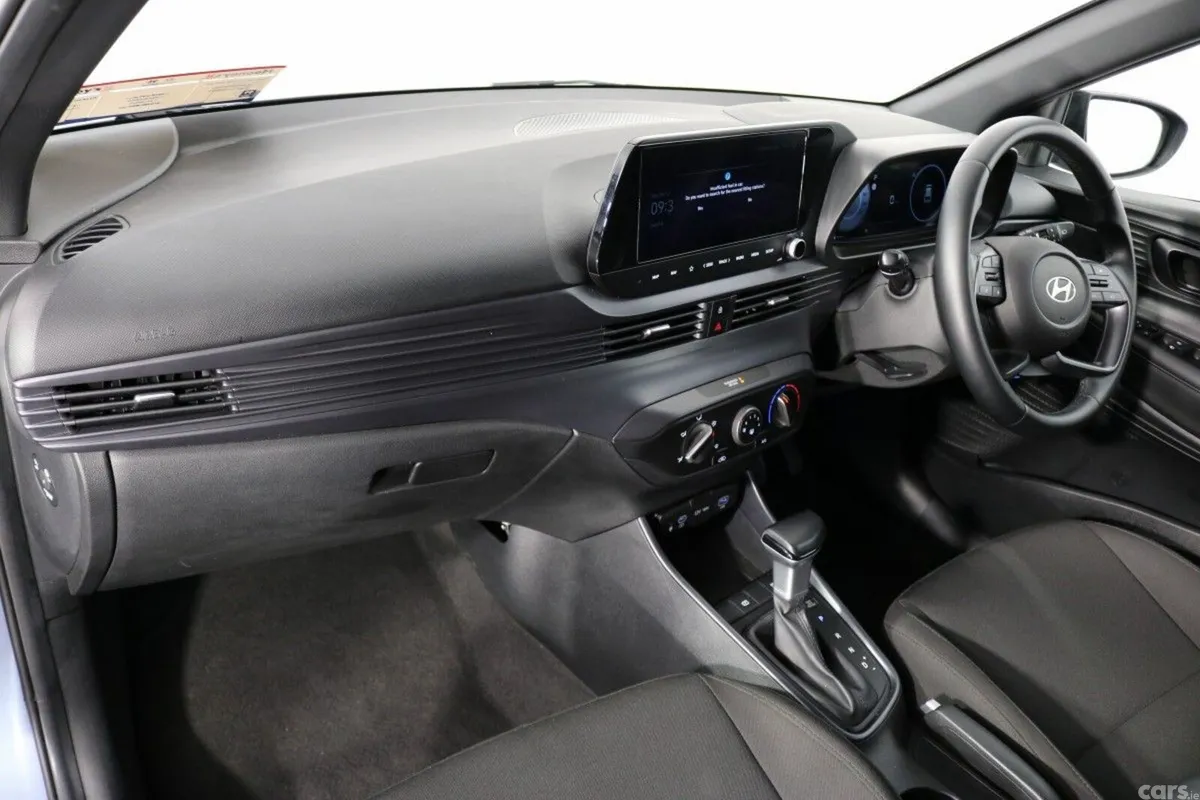 Hyundai i20 Hatchback, Petrol, 2026, Blue