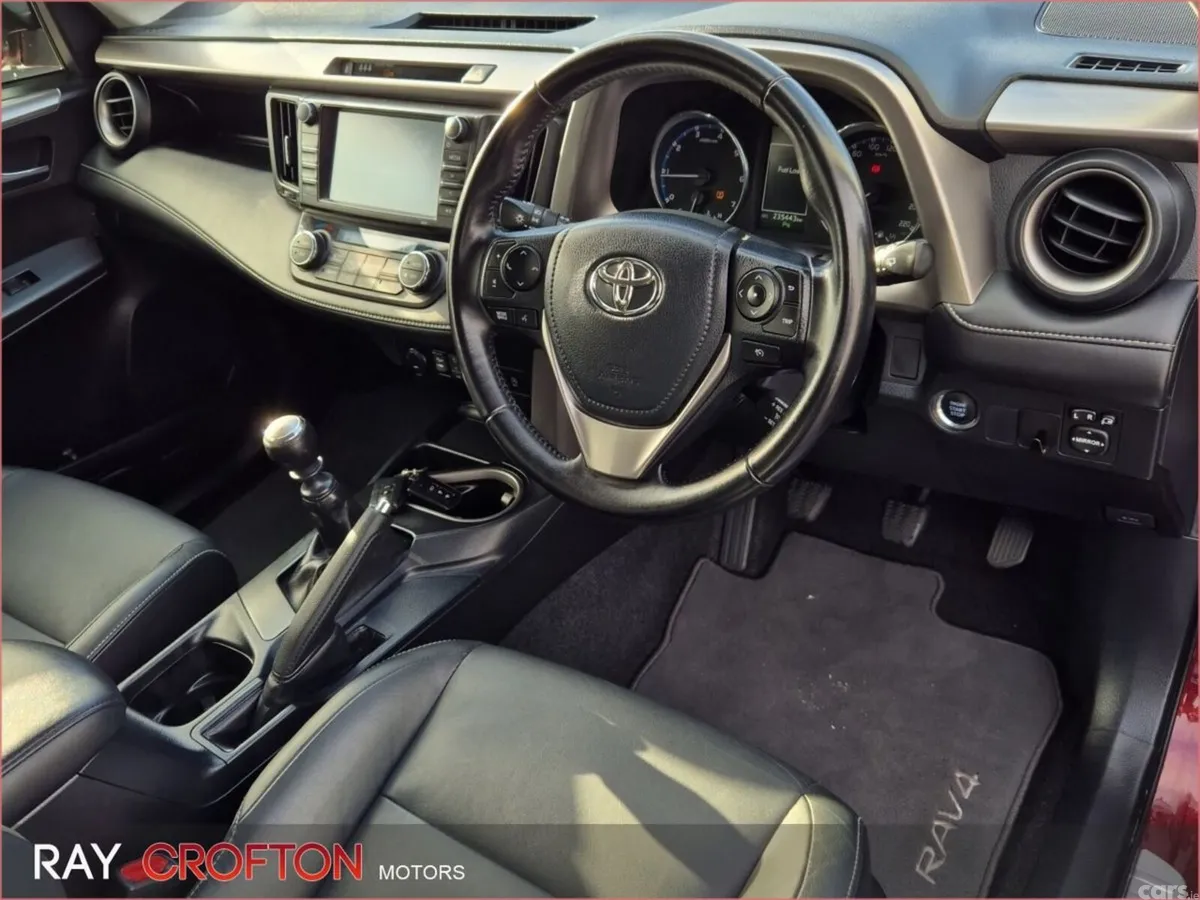 Toyota RAV4 SUV, Diesel, 2016, Red