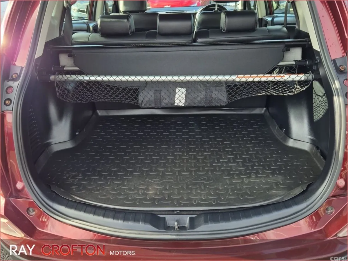 Toyota RAV4 SUV, Diesel, 2016, Red