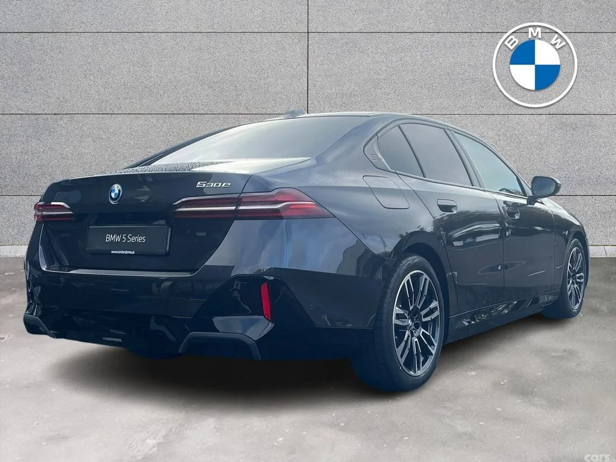 BMW 5-Series Saloon, Petrol Plug-in Hybrid, 2026, Grey