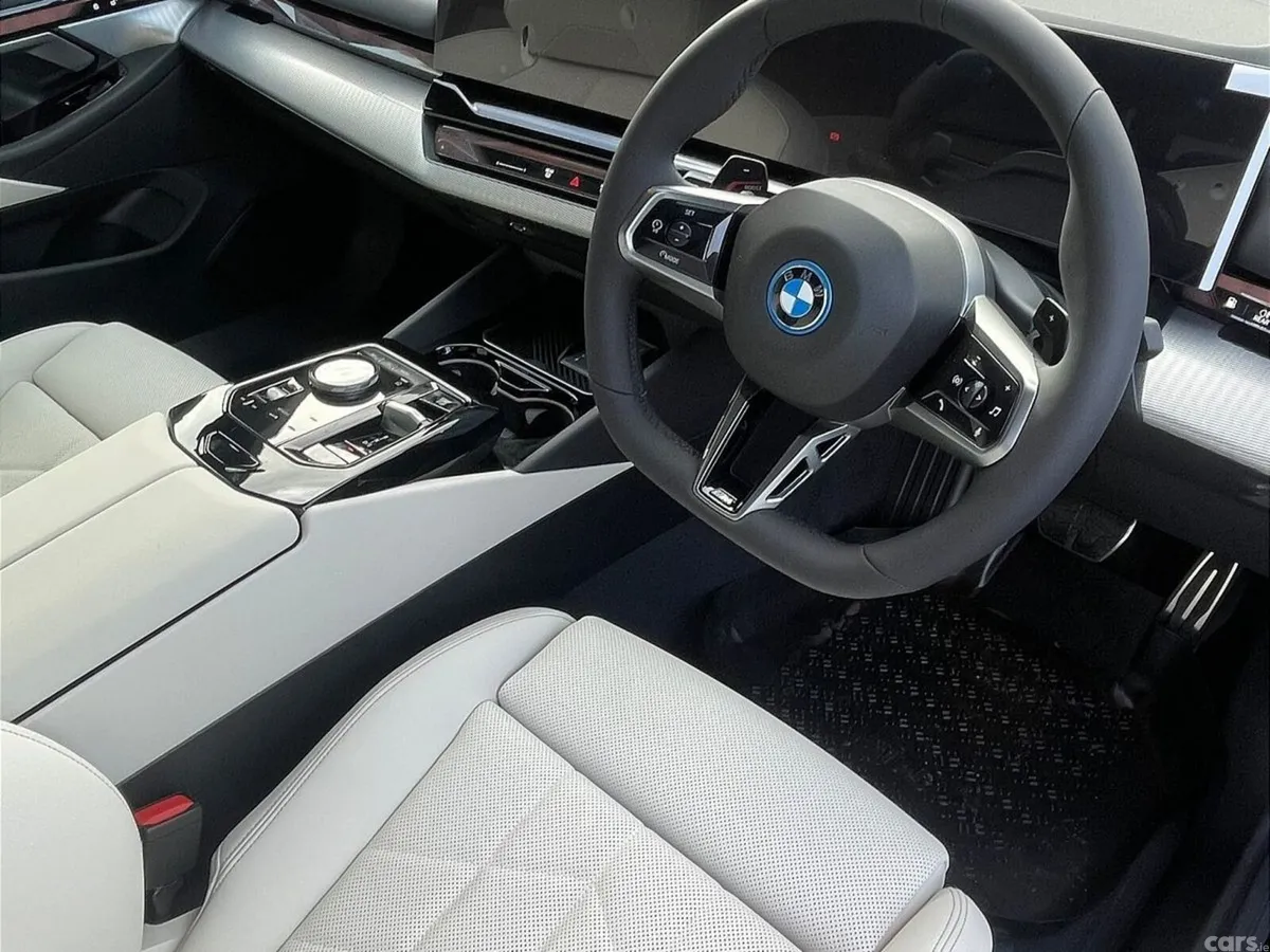 BMW 5-Series Saloon, Petrol Plug-in Hybrid, 2026, Grey