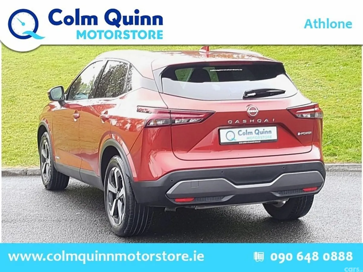 Nissan Qashqai MPV, Petrol Hybrid, 2023, Red