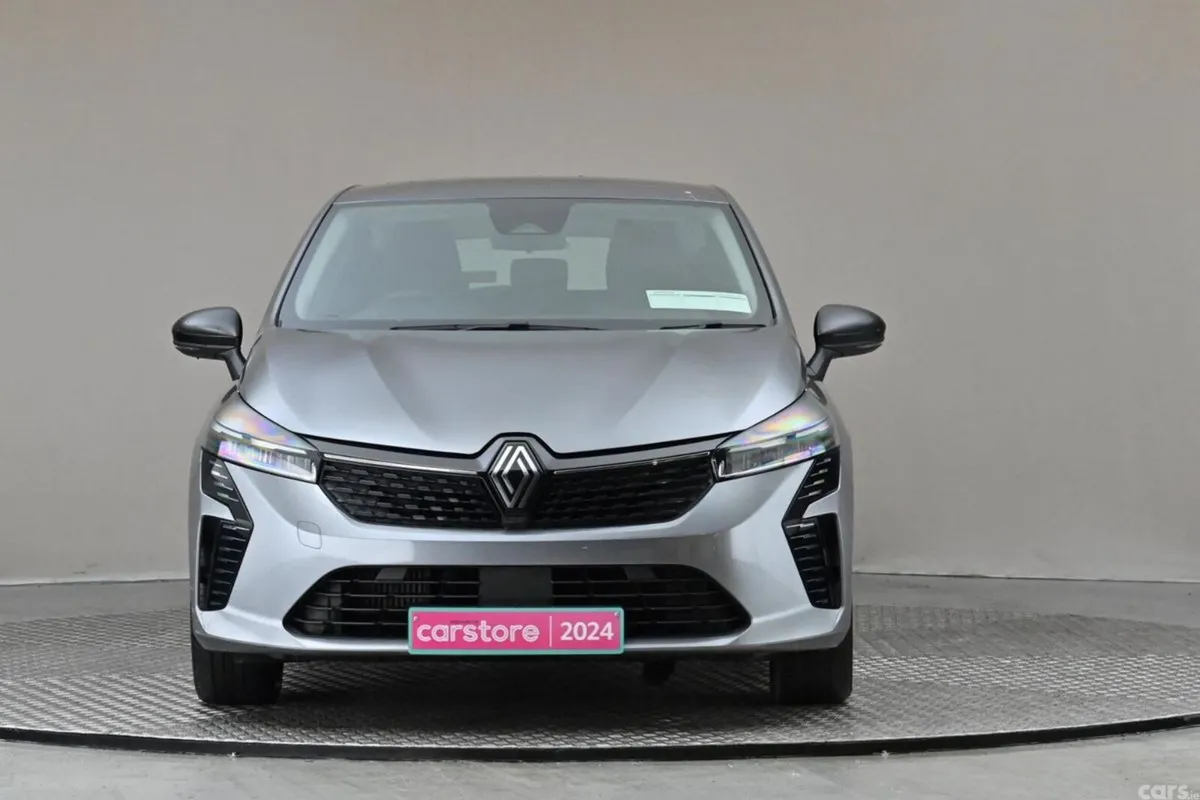 Renault Clio Hatchback, Petrol, 2024, Grey