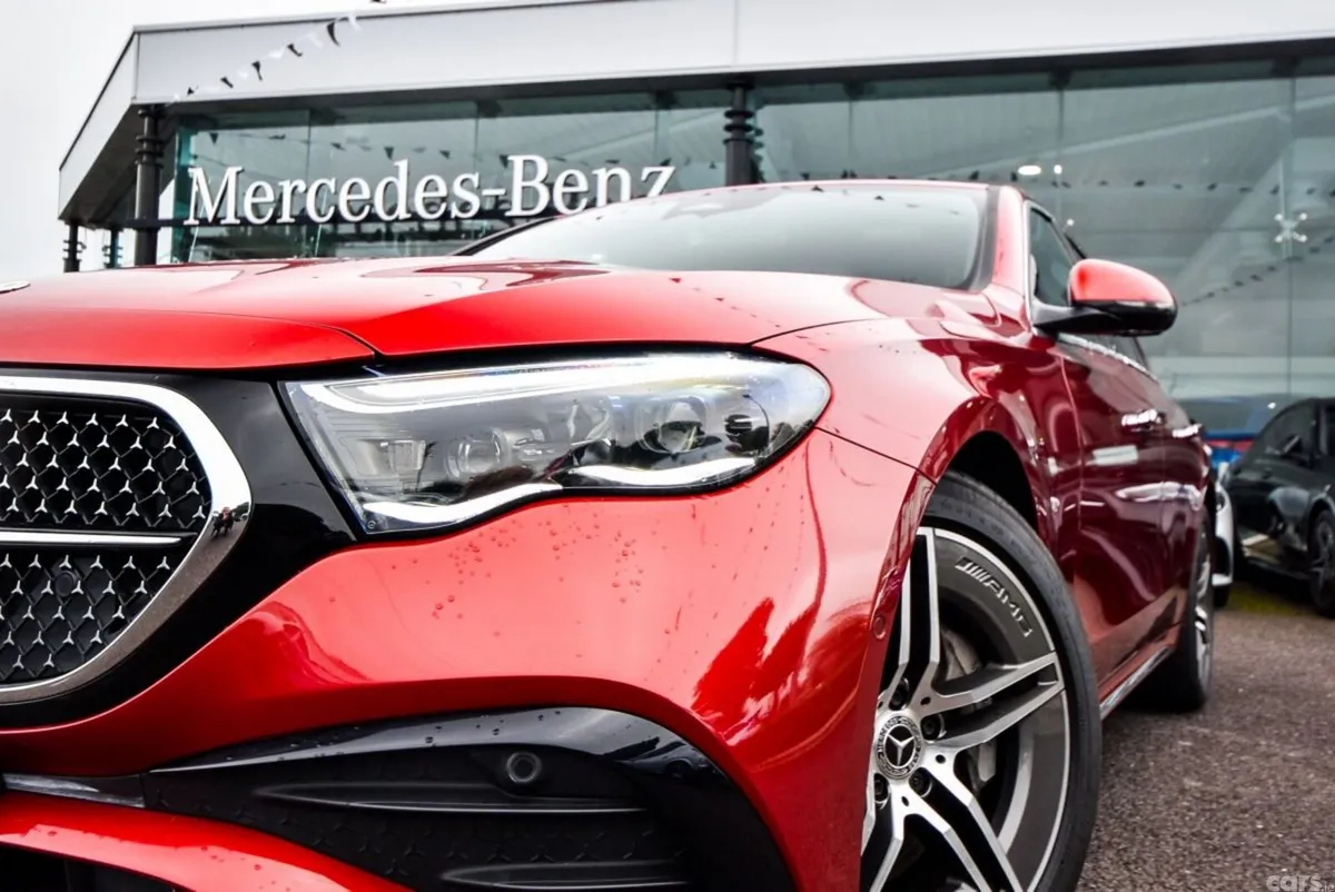 Mercedes-Benz E-Class Saloon, Diesel Hybrid, 2024, Red