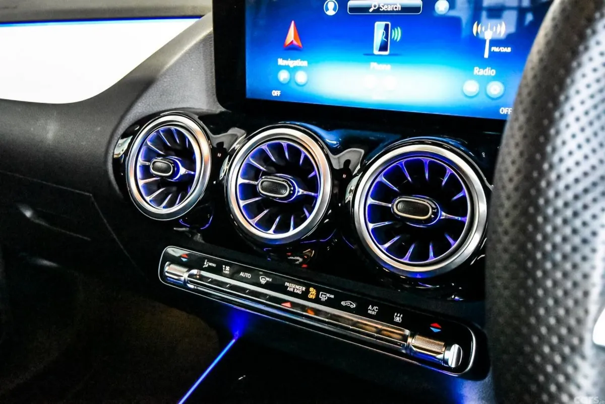 Mercedes-Benz GLA SUV, Petrol Plug-in Hybrid, 2026, Grey