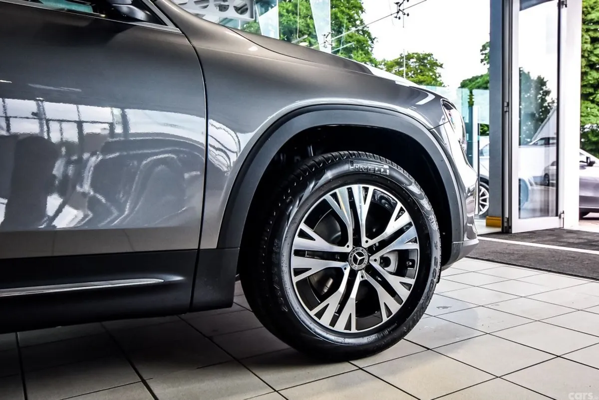 Mercedes-Benz GLB SUV, Diesel, 2024, Grey