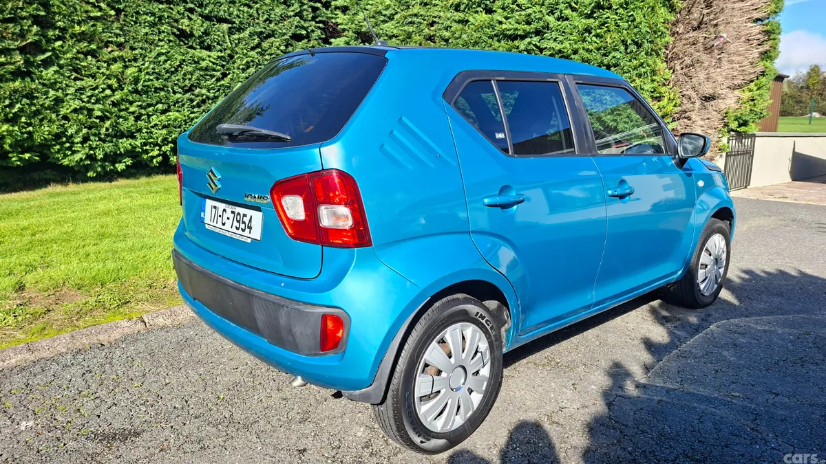 Suzuki Ignis Hatchback, Petrol, 2017, Blue