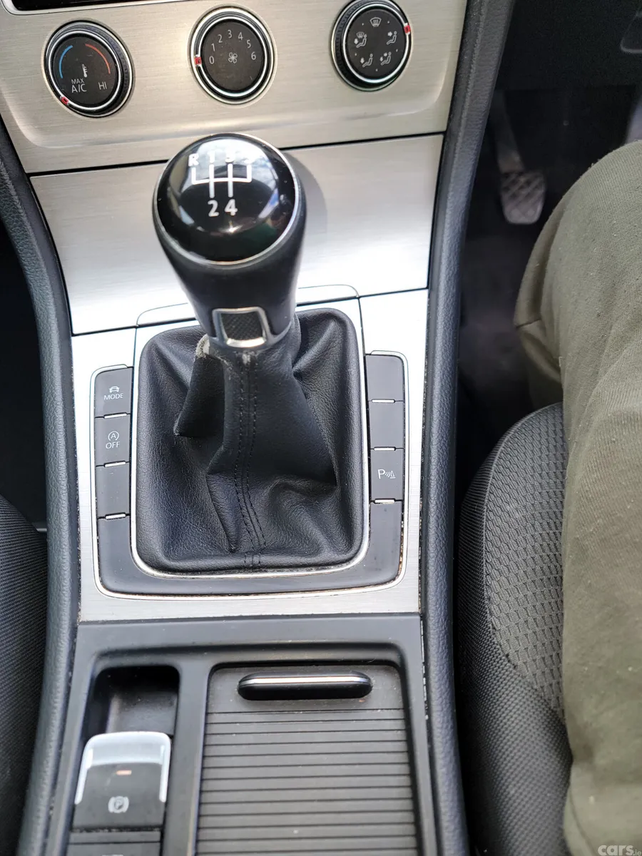 Volkswagen Golf Hatchback, Diesel, 2015, Silver