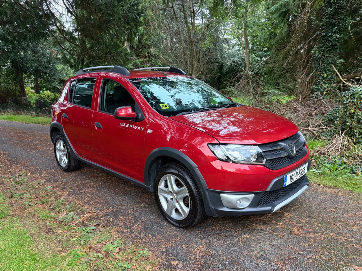 Dacia Sandero Stepway Hatchback, Petrol, 2016, Red