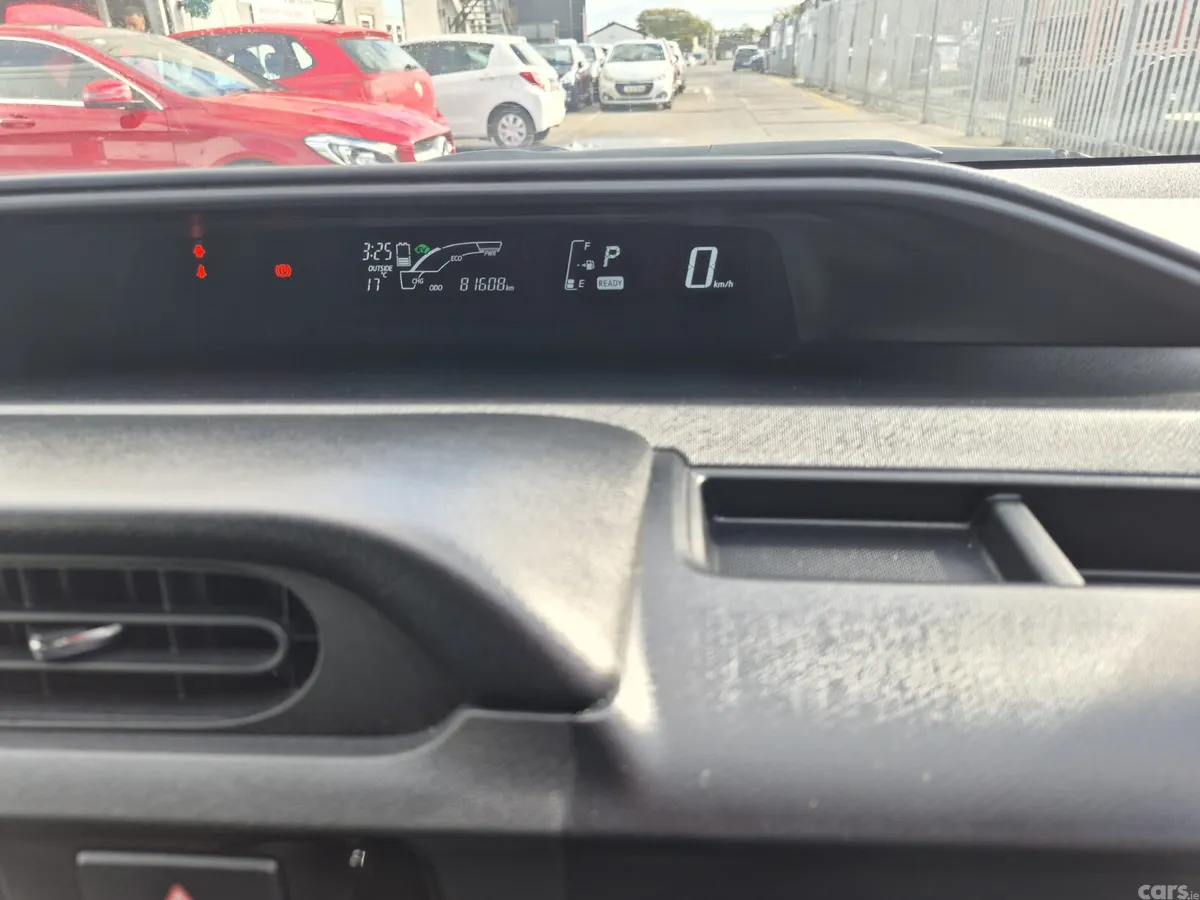Toyota Aqua Hatchback, Petrol Hybrid, 2016, Black