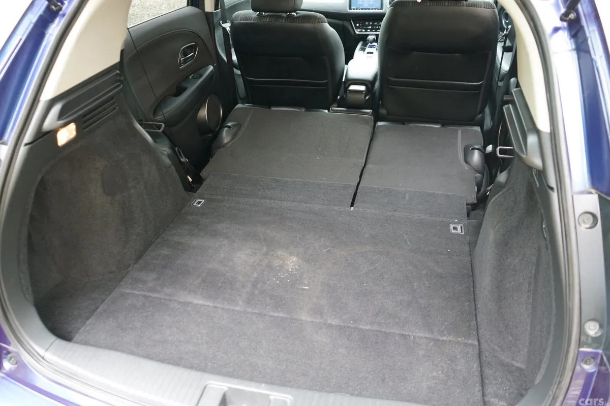 Honda Vezel SUV, Petrol Hybrid, 2016, Blue