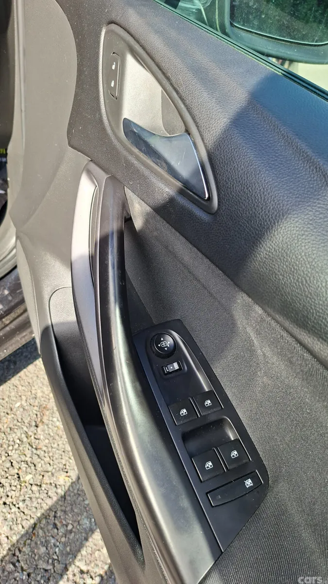 Opel Astra Hatchback, Petrol, 2016, Black