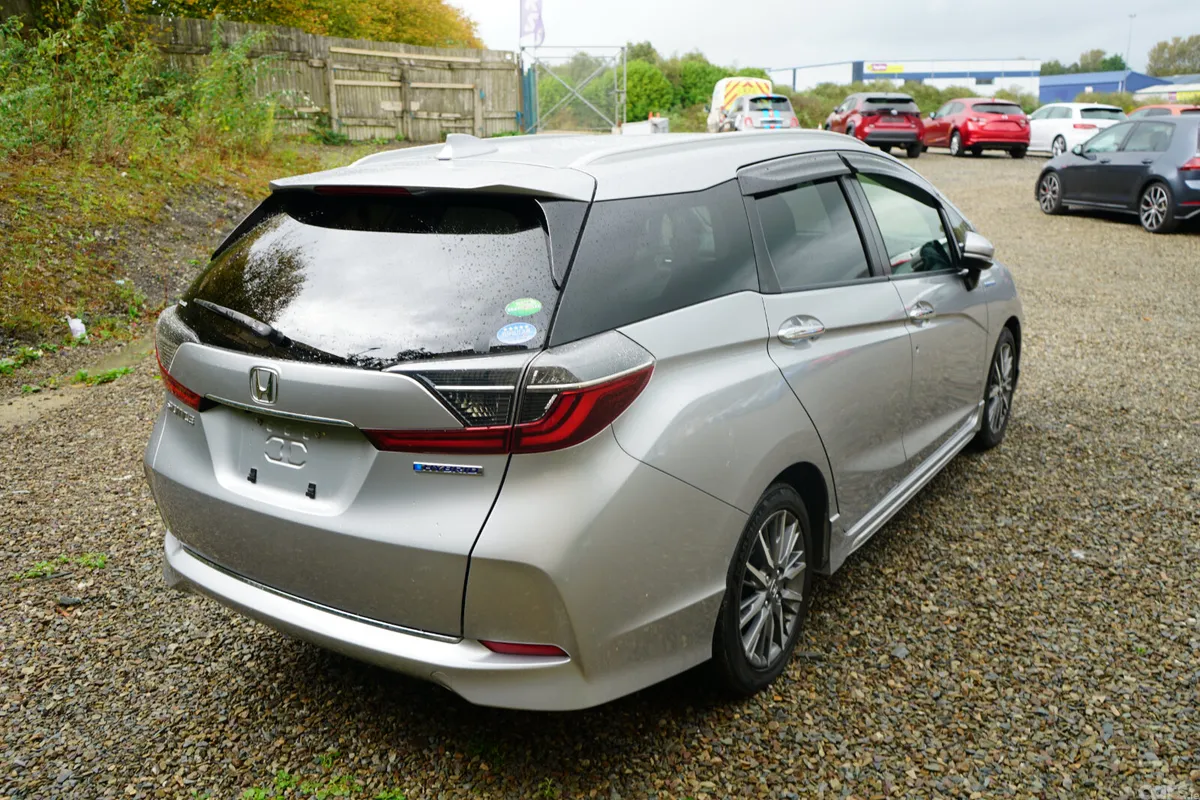 Honda Shuttle Estate, Petrol Hybrid, 2019, Silver