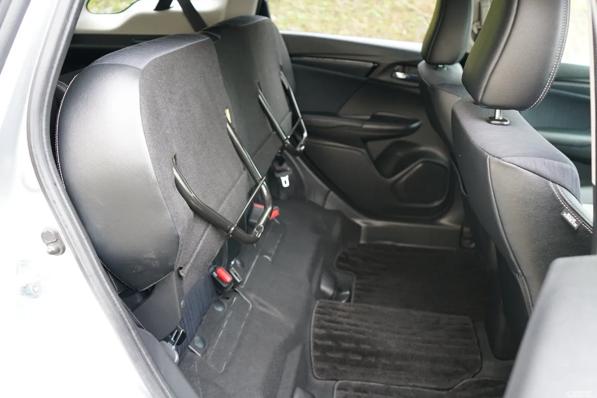Honda Shuttle Estate, Petrol Hybrid, 2019, Silver