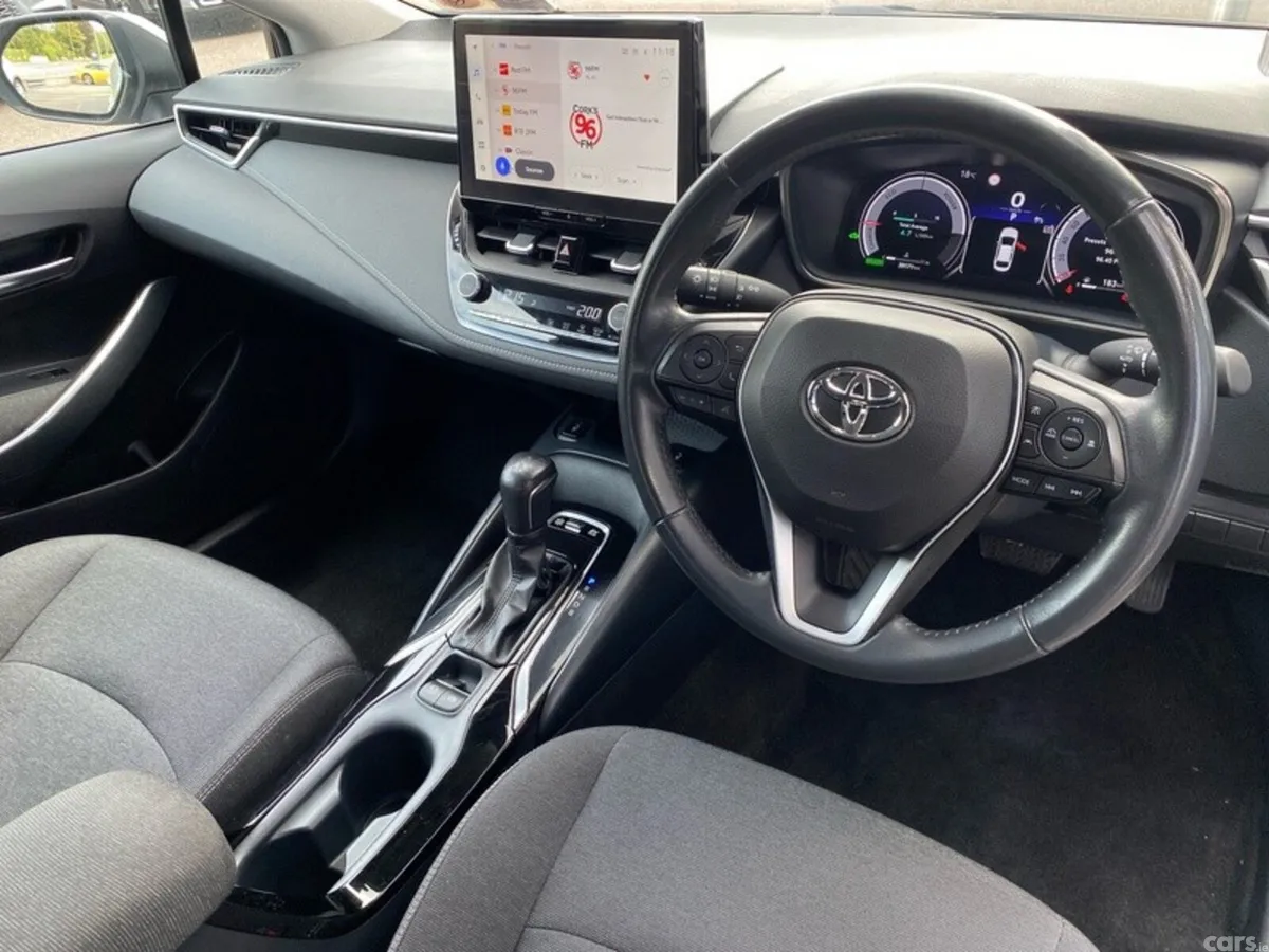 Toyota Corolla Saloon, Petrol Hybrid, 2023, Grey