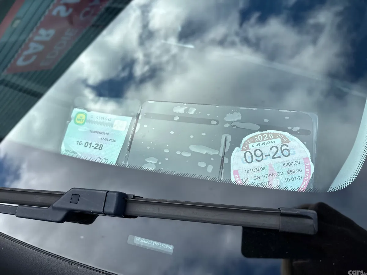 Peugeot 2008 Estate, Petrol, 2018, Red