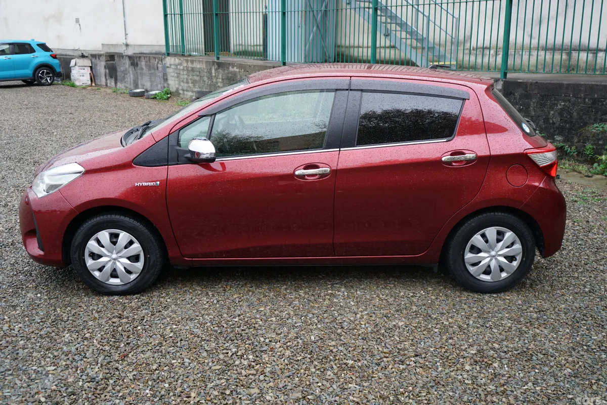 Toyota Vitz Hatchback, Petrol Hybrid, 2017, Red